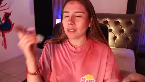 bonnali_lune online show from April 25, 2026, 5:10 am