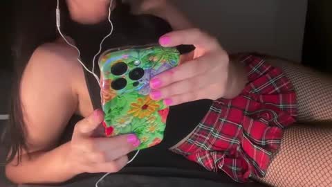 Snapshot of bonnettbonett chatting on September 15, 2025, 6:46 am BonnettBonett I cam from 4pm- 12am central time Costa Rica online show from September 15, 2025, 6:46 am