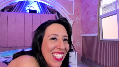 Snapshot of bonnie__milf chatting on January 28, 2025, 6:07 pm bonnie online show from January 28, 2025, 6:07 pm