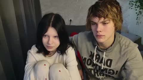 Jessy  Mark online show from March 8, 2026, 5:11 am