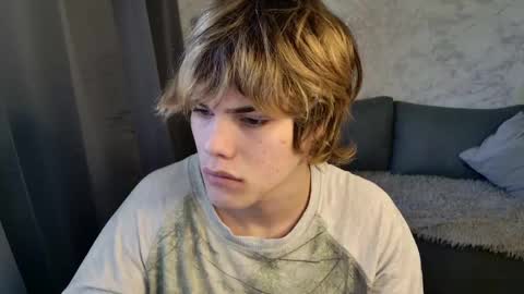 Jessy  Mark online show from May 2, 2026, 5:23 am