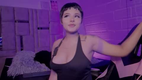 Bonnie Anderson  online show from May 21, 2026, 8:49 pm