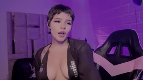 Bonnie Anderson  online show from May 26, 2026, 9:11 pm