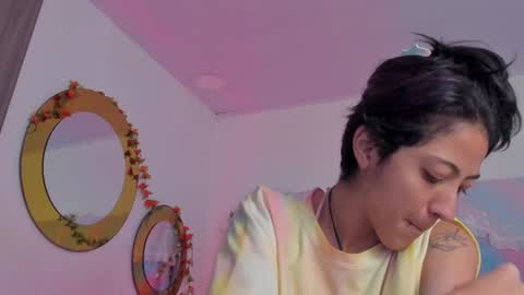 Snapshot of bonniecute_ chatting on January 14, 2025, 11:31 am online show from January 14, 2025, 11:31 am