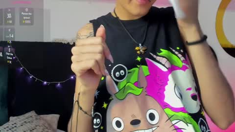 Snapshot of bonniecute_ chatting on February 4, 2025, 11:27 am online show from February 4, 2025, 11:27 am