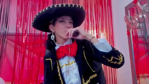 Snapshot of bonniecute_ chatting on February 15, 2025, 4:25 am online show from February 15, 2025, 4:25 am