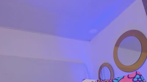 Snapshot of bonniecute_ chatting on February 24, 2025, 11:32 am online show from February 24, 2025, 11:32 am