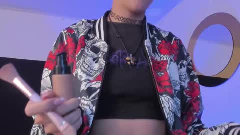 Snapshot of bonniecute_ chatting on March 1, 2025, 11:39 am online show from March 1, 2025, 11:39 am