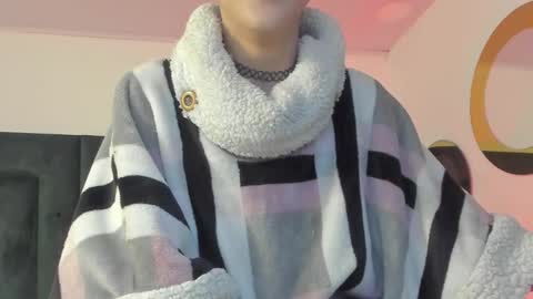 Snapshot of bonniecute_ chatting on March 2, 2025, 11:39 am online show from March 2, 2025, 11:39 am