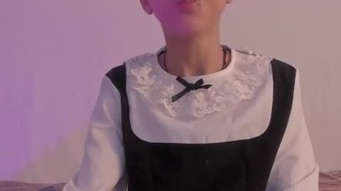 Snapshot of bonniecute_ chatting on March 7, 2025, 11:40 am online show from March 7, 2025, 11:40 am