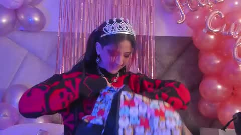 Snapshot of bonniecute_ chatting on March 9, 2025, 11:36 am online show from March 9, 2025, 11:36 am