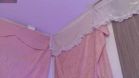 Snapshot of bonniecute_ chatting on September 21, 2025, 11:50 pm online show from September 21, 2025, 11:50 pm