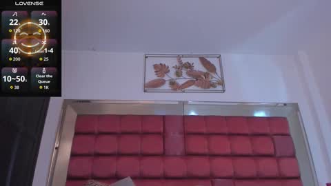 Snapshot of bonniecute_ chatting on October 2, 2025, 11:56 pm online show from October 2, 2025, 11:56 pm