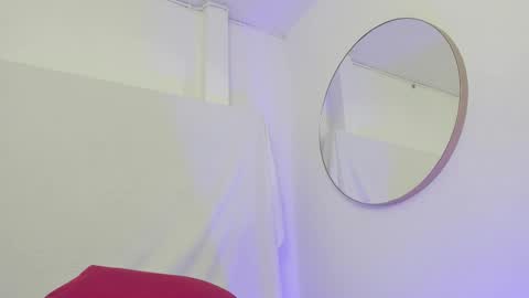 Snapshot of bonniecute_ chatting on November 16, 2025, 12:05 am online show from November 16, 2025, 12:05 am