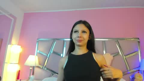 Bonnie  online show from February 12, 2025, 12:01 pm