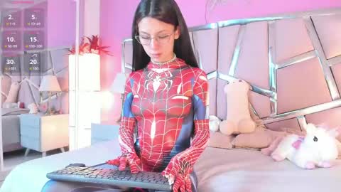 Bonnie  online show from April 18, 2026, 5:06 pm