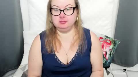 Bonnie online show from November 14, 2025, 9:19 am