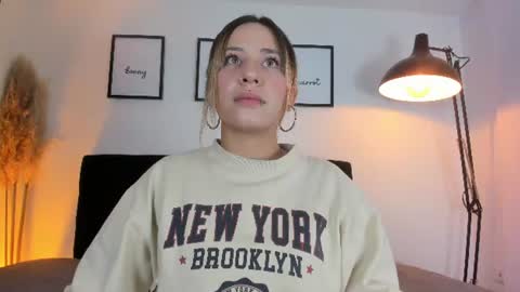 bonny_and_carrot online show from July 10, 2026, 8:11 pm