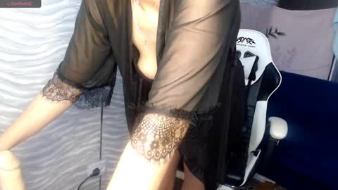 bonny_klyde95 online show from March 8, 2025, 11:58 am