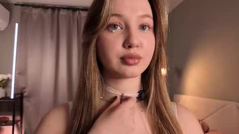 Snapshot of bonnyflower chatting on February 1, 2026, 5:33 pm Eva online show from February 1, 2026, 5:33 pm