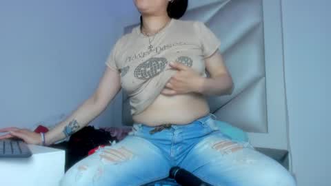 Snapshot of bonnyloo chatting on July 28, 2026, 8:23 pm bonnyloo online show from July 28, 2026, 8:23 pm