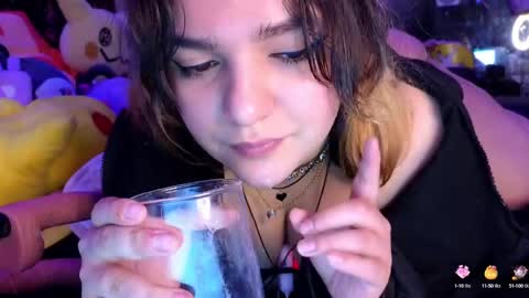 Snapshot of booboosperfectfacefuck chatting on January 23, 2025, 6:06 am Nova sub to my fan club for free pms and sexy sloppy videos online show from January 23, 2025, 6:06 am