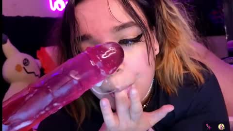 Snapshot of booboosperfectfacefuck chatting on March 9, 2025, 5:11 am Nova sub to my fan club for free pms and sexy sloppy videos online show from March 9, 2025, 5:11 am