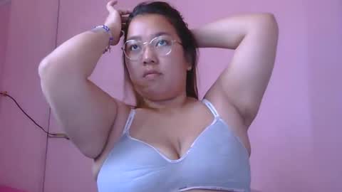 MommyMarie-Singlemom of 2. online show from May 24, 2026, 3:22 am