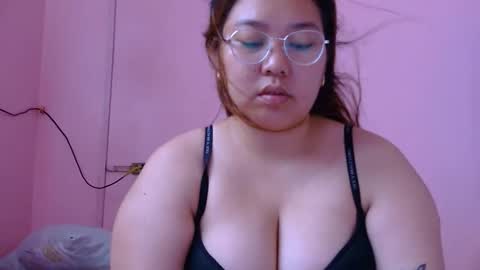 MommyMarie-Singlemom of 2. online show from May 29, 2026, 3:15 am