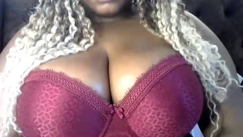 Snapshot of boobvherry chatting on July 25, 2026, 5:27 am boobvherry online show from July 25, 2026, 5:27 am
