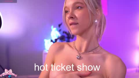 Alina online show from April 25, 2026, 1:41 pm