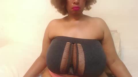 Snapshot of boobyqueen24 chatting on January 9, 2025, 8:33 pm boobyqueen online show from January 9, 2025, 8:33 pm