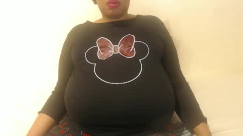 Snapshot of boobyqueen24 chatting on October 2, 2025, 4:08 am boobyqueen online show from October 2, 2025, 4:08 am