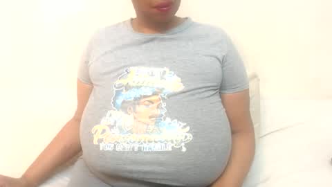 boobyqueen online show from April 30, 2026, 8:57 pm