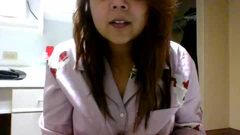 Snapshot of bookishdivya chatting on December 18, 2025, 2:12 pm Divya online show from December 18, 2025, 2:12 pm