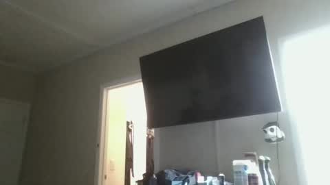 boooohoooobaby online show from October 27, 2025, 12:53 pm