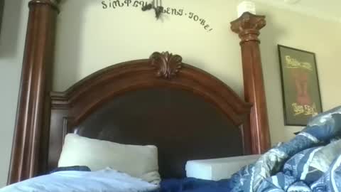 boooohoooobaby online show from November 17, 2025, 3:07 pm