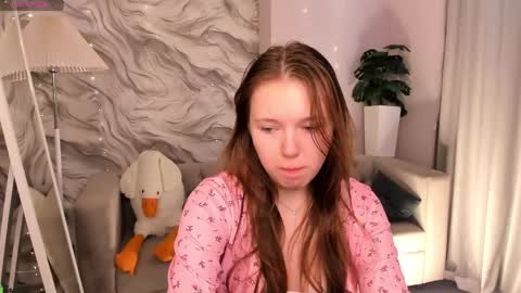 Milena online show from May 14, 2026, 3:24 am