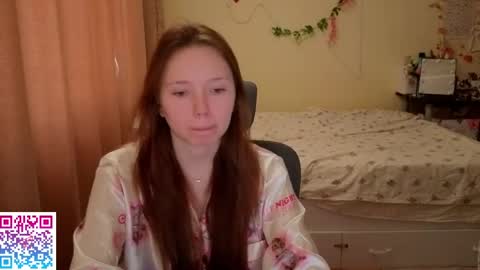 Milena online show from May 18, 2026, 4:07 am
