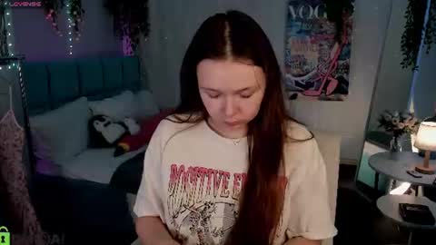 Milena online show from June 30, 2026, 2:56 am