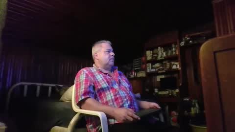 Booshwa online show from October 16, 2025, 4:08 pm