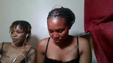 Snapshot of bootie_caramel chatting on June 4, 2026, 12:44 pm bootie_caramel online show from June 4, 2026, 12:44 pm