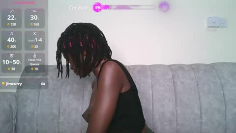 Snapshot of booty_queen001 chatting on December 13, 2024, 11:06 pm Heather online show from December 13, 2024, 11:06 pm