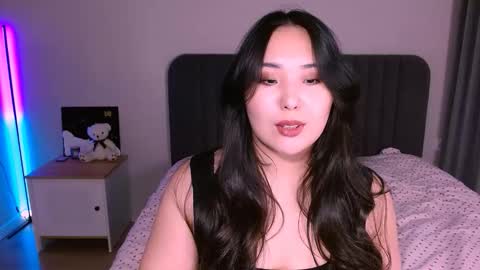 Snapshot of bootylecious_ chatting on November 21, 2025, 11:31 am Mona online show from November 21, 2025, 11:31 am