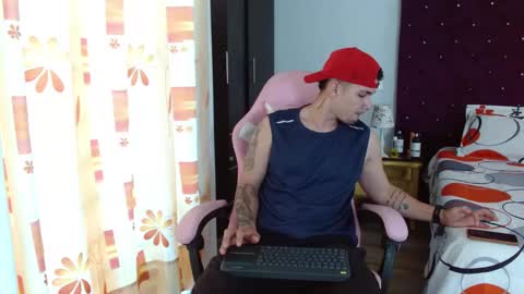 booyhott_ online show from October 25, 2025, 7:52 pm