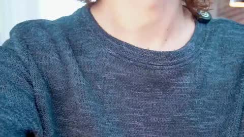 Snapshot of boream_ chatting on February 25, 2025, 10:18 pm Bream online show from February 25, 2025, 10:18 pm