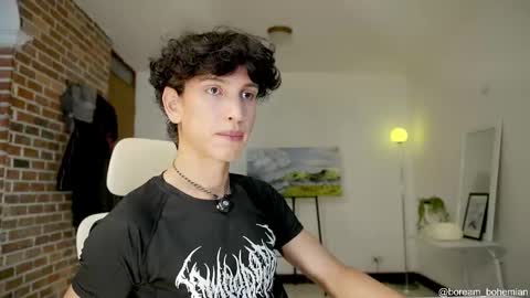 Snapshot of boream_ chatting on November 17, 2025, 11:49 am Bream online show from November 17, 2025, 11:49 am