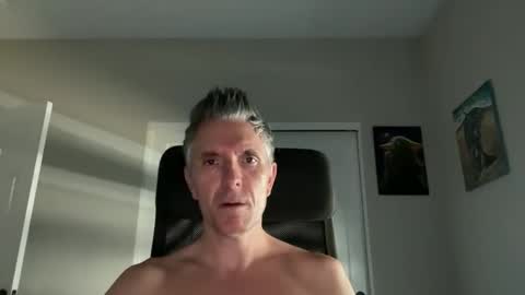 Snapshot of borisdm1976 chatting on October 26, 2025, 6:03 pm borisdm1976 online show from October 26, 2025, 6:03 pm