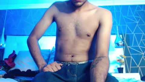 Boss online show from December 4, 2025, 4:33 am