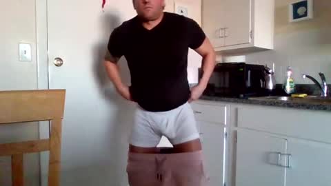 Snapshot of bosslife505050 chatting on January 17, 2025, 7:27 pm The Italian Boss online show from January 17, 2025, 7:27 pm